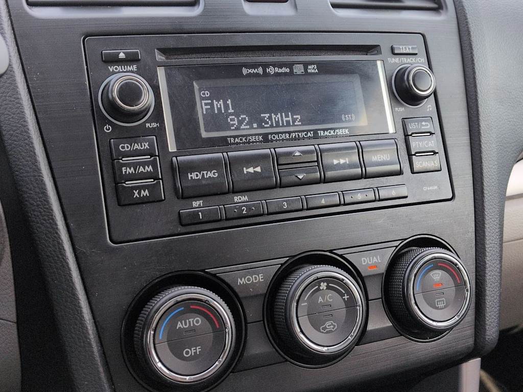 Thumbnail: 2015 Subaru Forester - 16