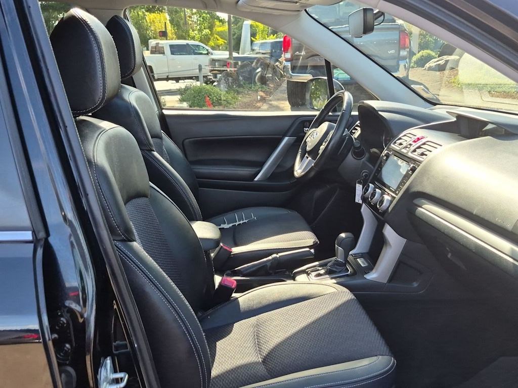 Thumbnail: 2018 Subaru Forester - 11