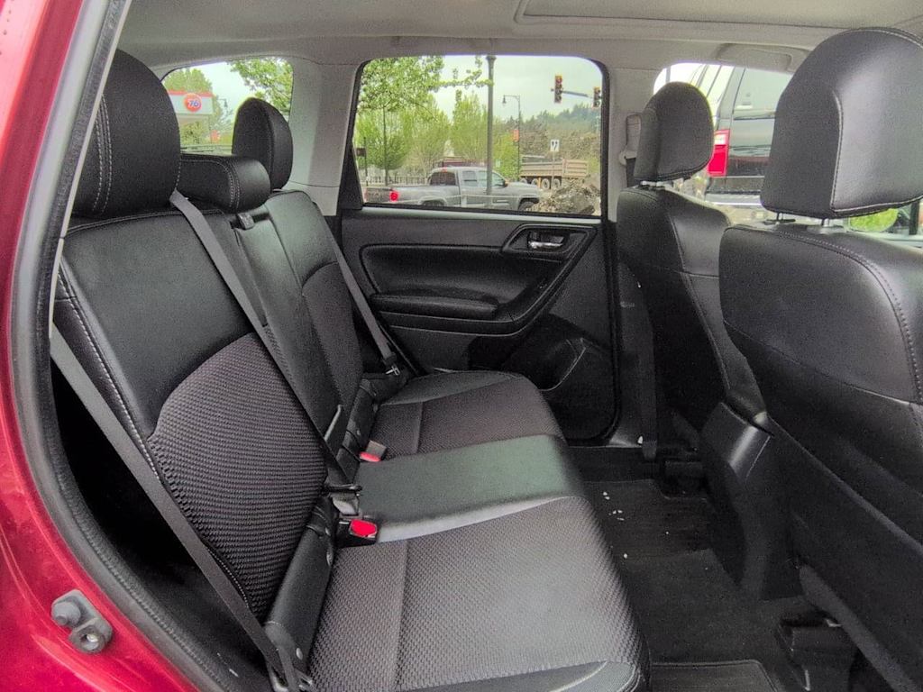 Thumbnail: 2017 Subaru Forester - 31