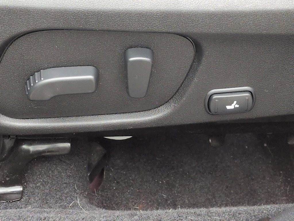 Thumbnail: 2017 Subaru Forester - 28