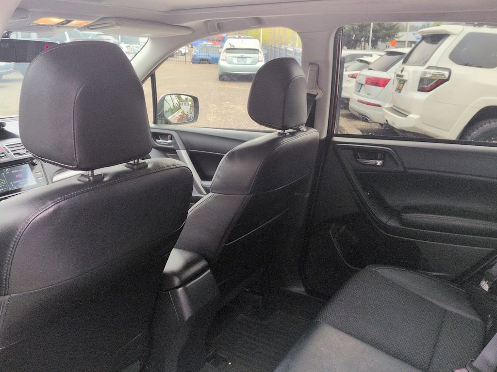 Thumbnail: 2017 Subaru Forester - 12