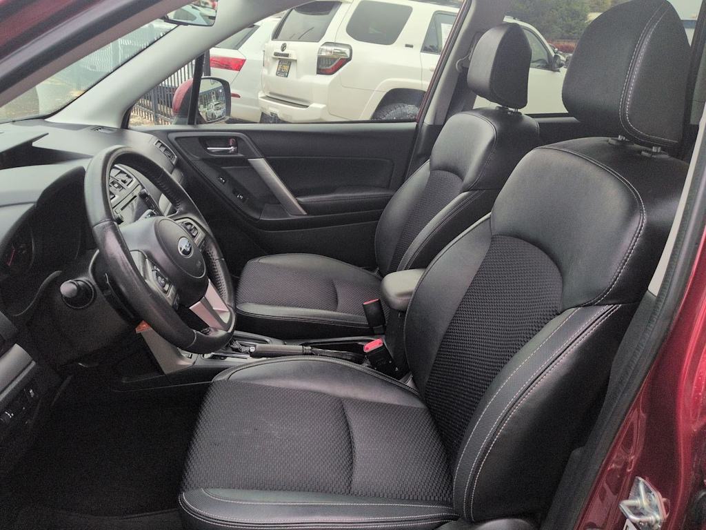 Thumbnail: 2017 Subaru Forester - 10