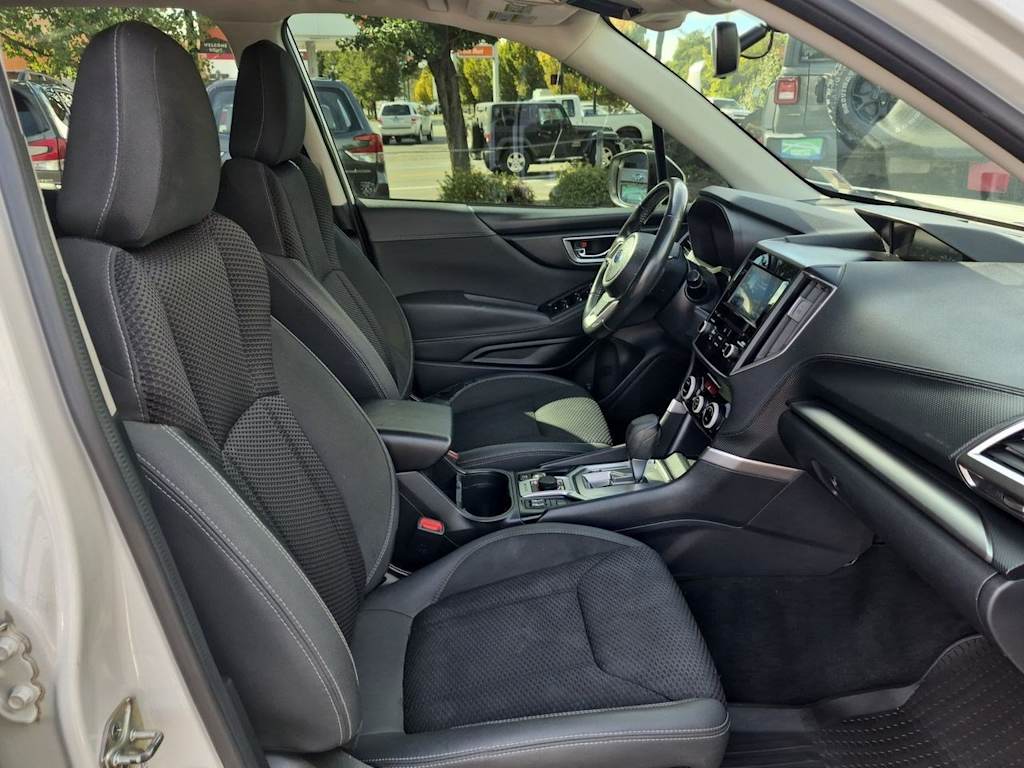 Thumbnail: 2020 Subaru Forester - 11