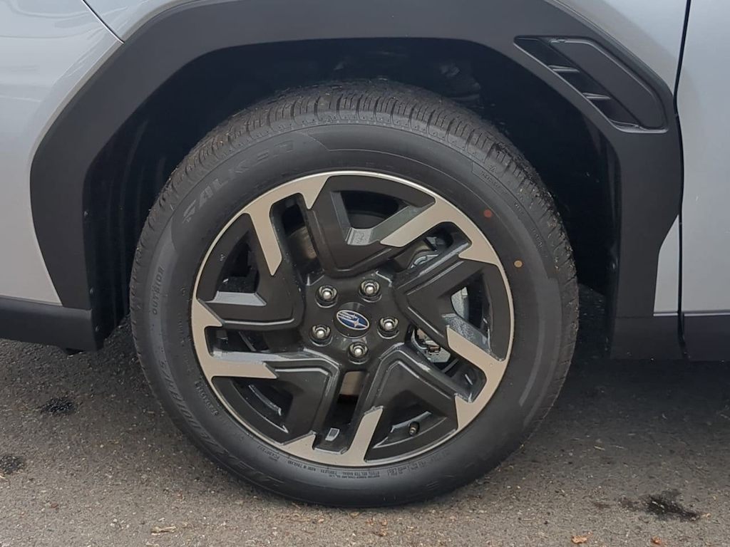 Thumbnail: 2025 Subaru Forester - 8