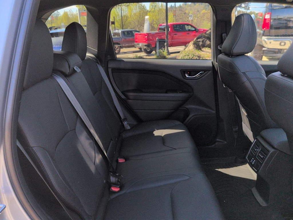 Thumbnail: 2025 Subaru Forester - 28