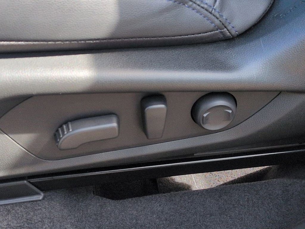 Thumbnail: 2025 Subaru Forester - 25