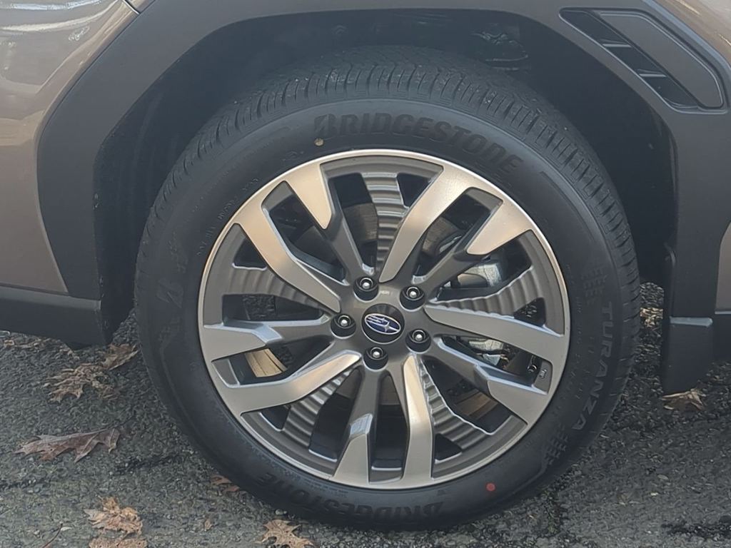 Thumbnail: 2025 Subaru Forester - 8