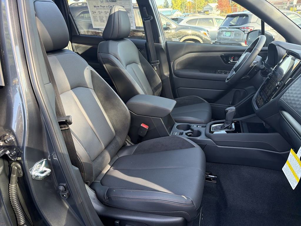 Thumbnail: 2025 Subaru Forester - 12