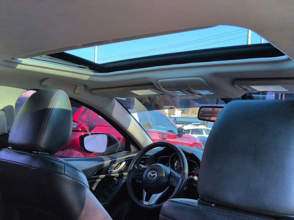 Thumbnail: 2016 Mazda Mazda3 - 29