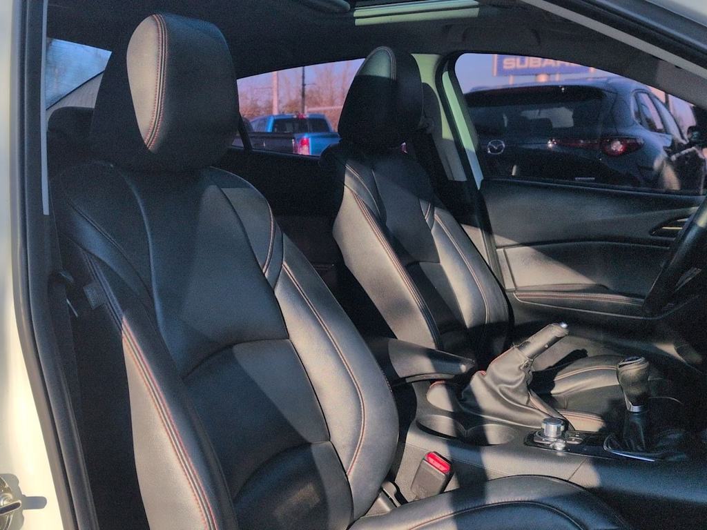 Thumbnail: 2016 Mazda Mazda3 - 12