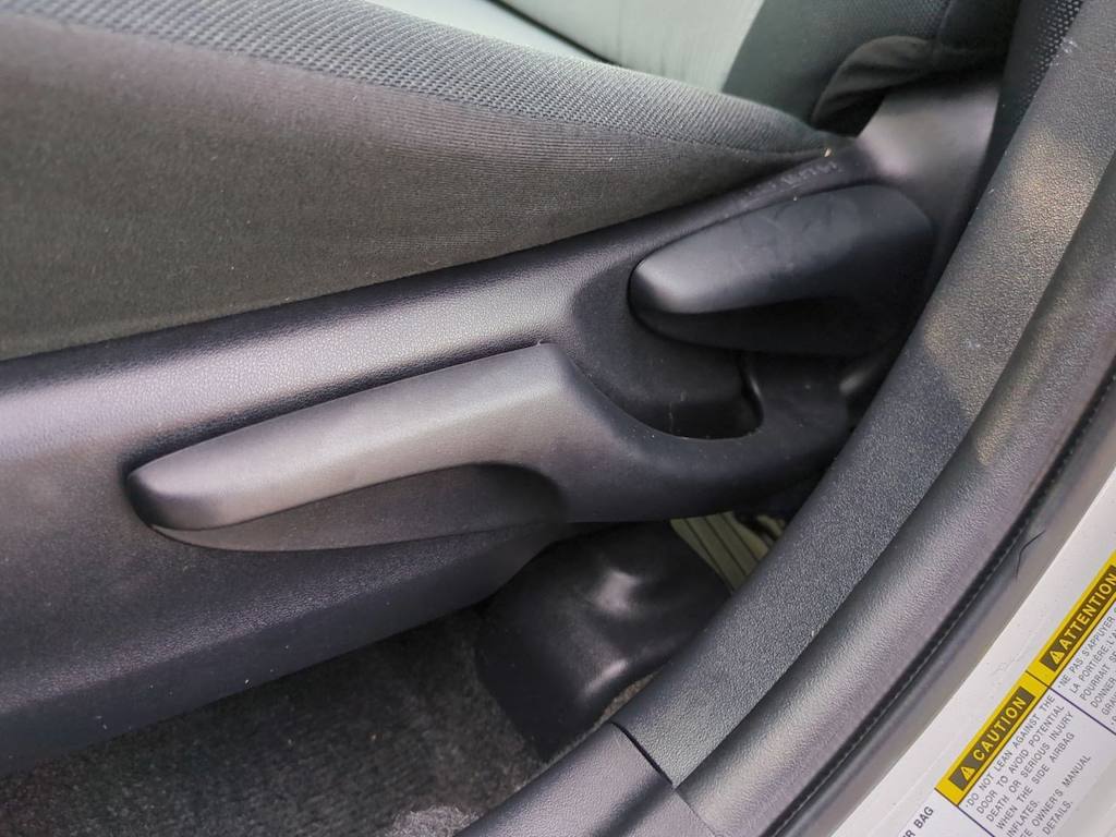 Thumbnail: 2016 Toyota Prius c - 26