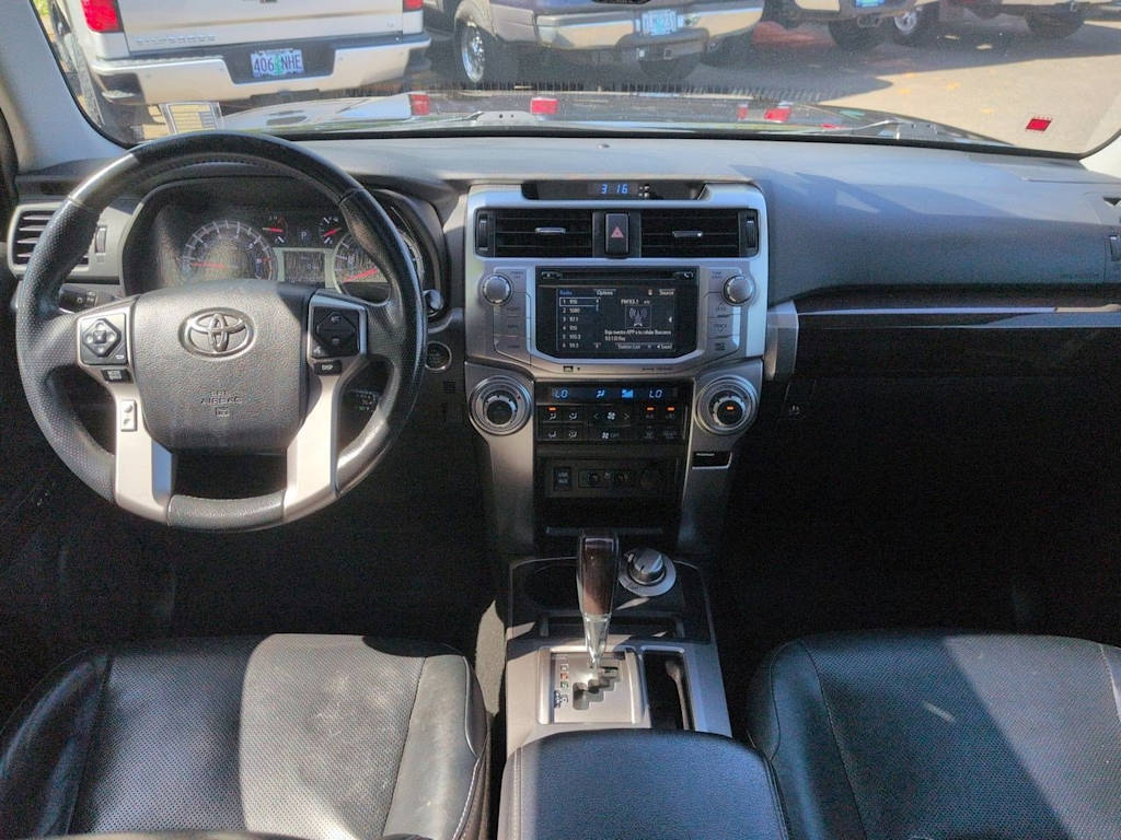 Thumbnail: 2016 Toyota 4Runner - 8