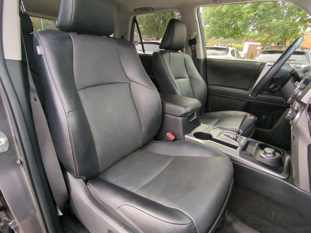 Thumbnail: 2023 Toyota 4Runner - 33