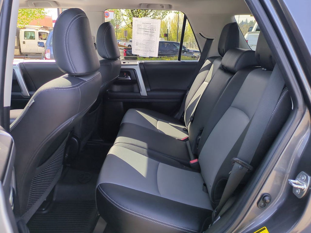 2022 Toyota 4Runner SR5 29