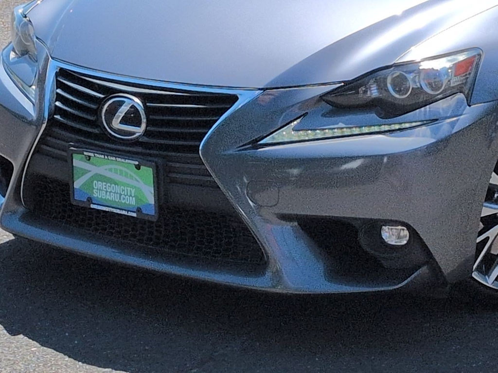 Thumbnail: 2016 Lexus IS - 26