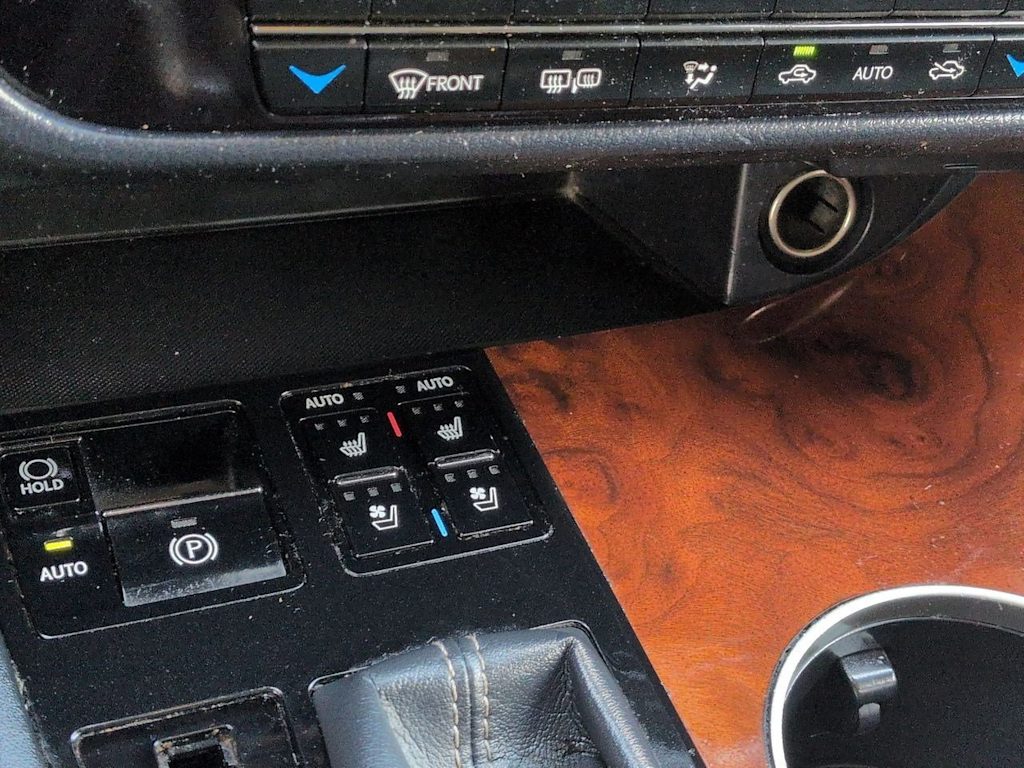 Thumbnail: 2019 Lexus RX - 17