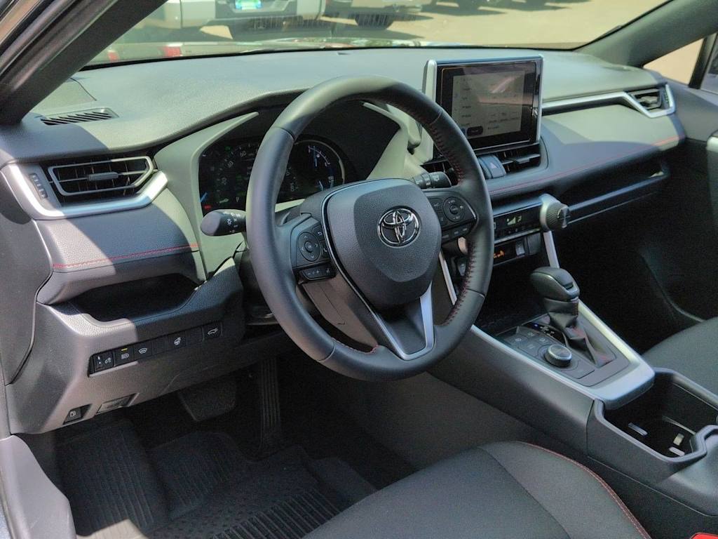 Thumbnail: 2024 Toyota RAV4 - 2