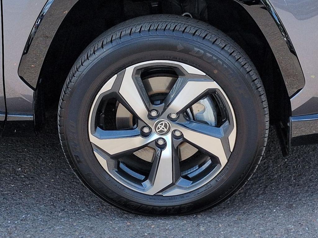 Thumbnail: 2024 Toyota RAV4 - 7