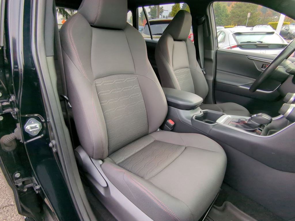 Thumbnail: 2022 Toyota RAV4 - 27