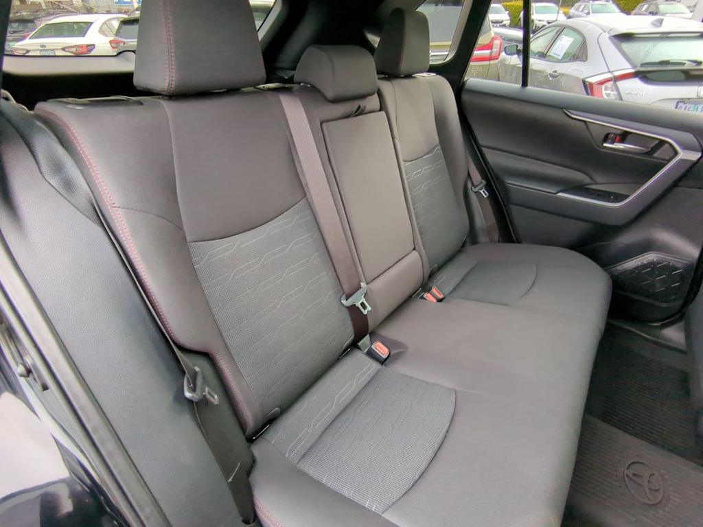 Thumbnail: 2022 Toyota RAV4 - 26