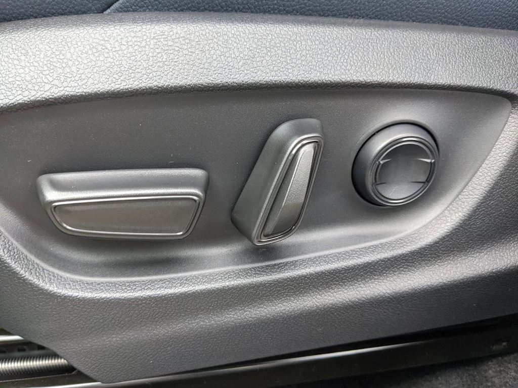 Thumbnail: 2023 Subaru Solterra - 34