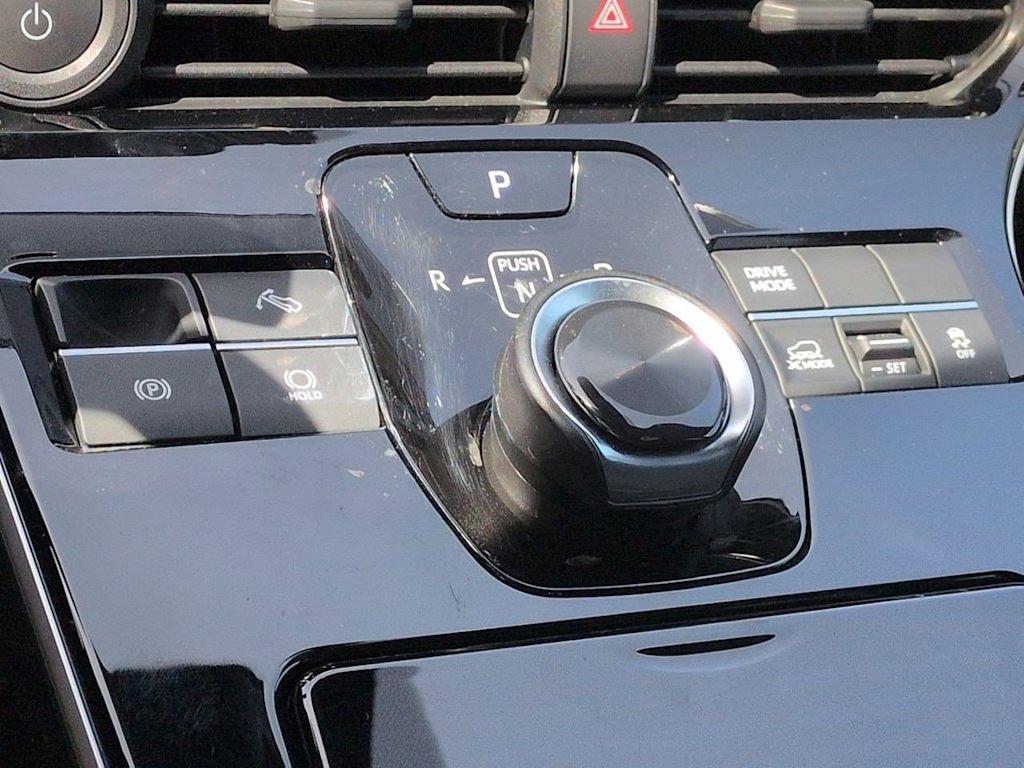Thumbnail: 2024 Subaru Solterra - 15