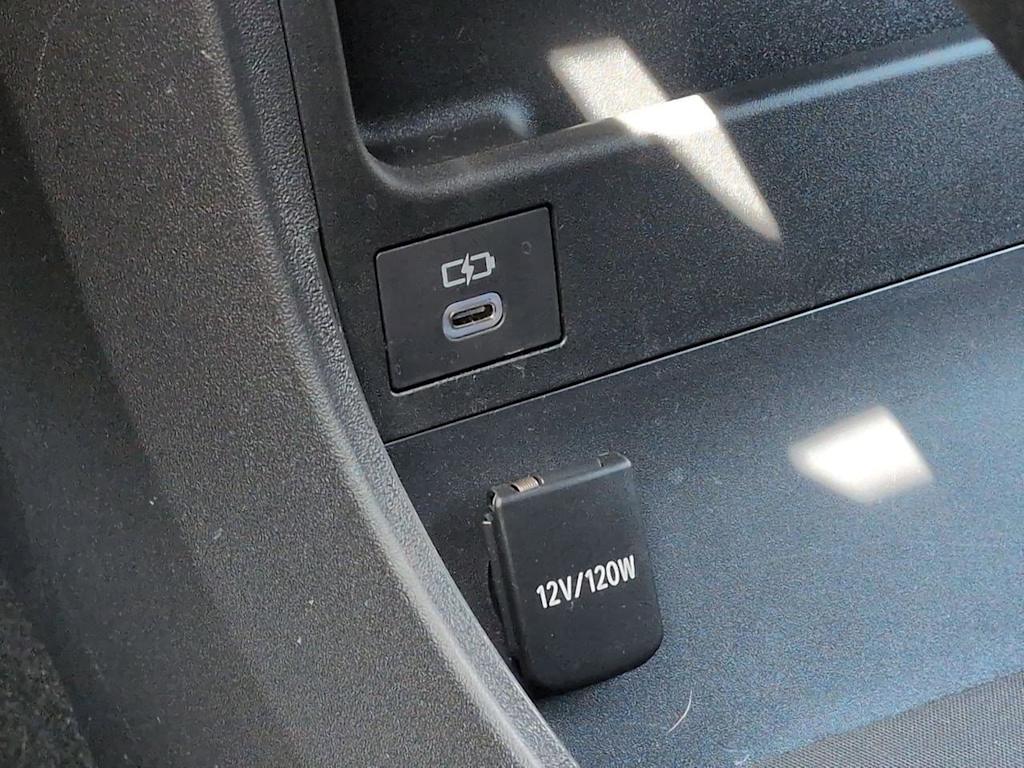 Thumbnail: 2024 Subaru Solterra - 31