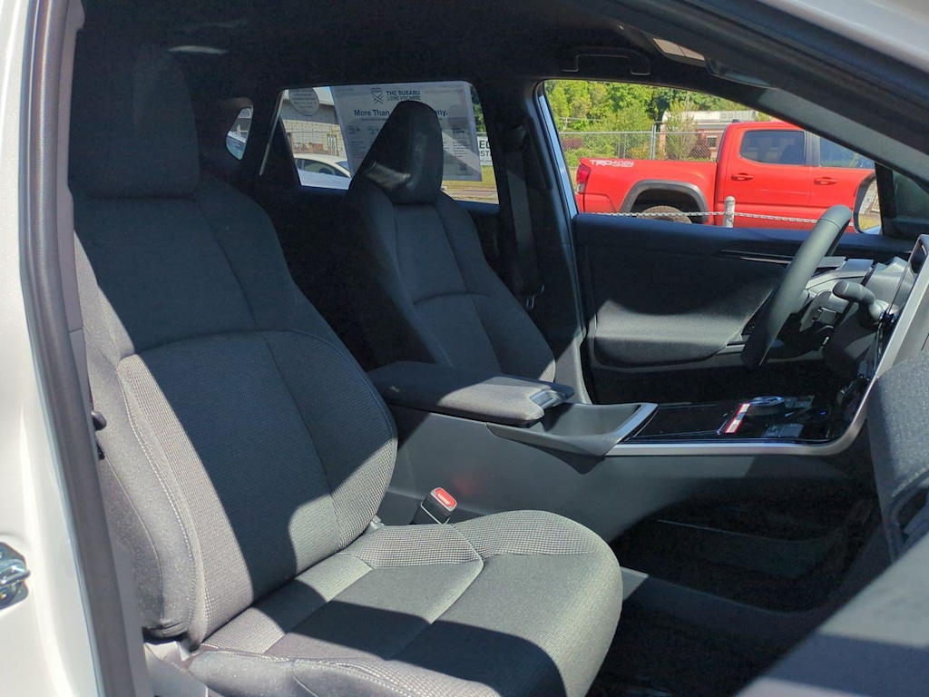 Thumbnail: 2025 Subaru Solterra - 12