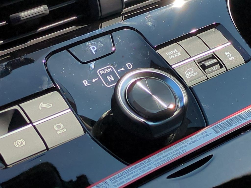 Thumbnail: 2025 Subaru Solterra - 16