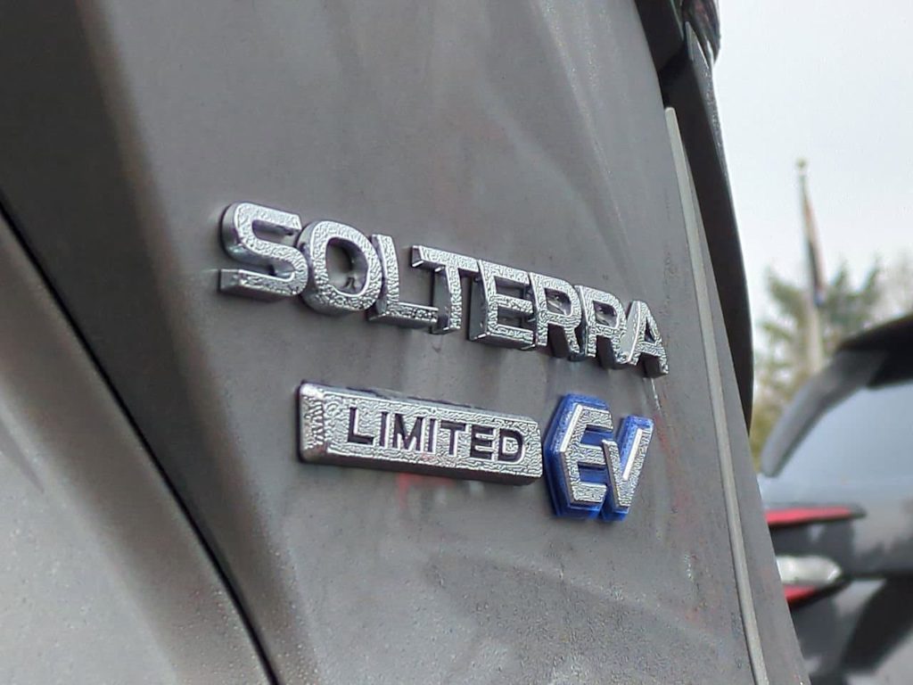 2024 Subaru Solterra Limited 26