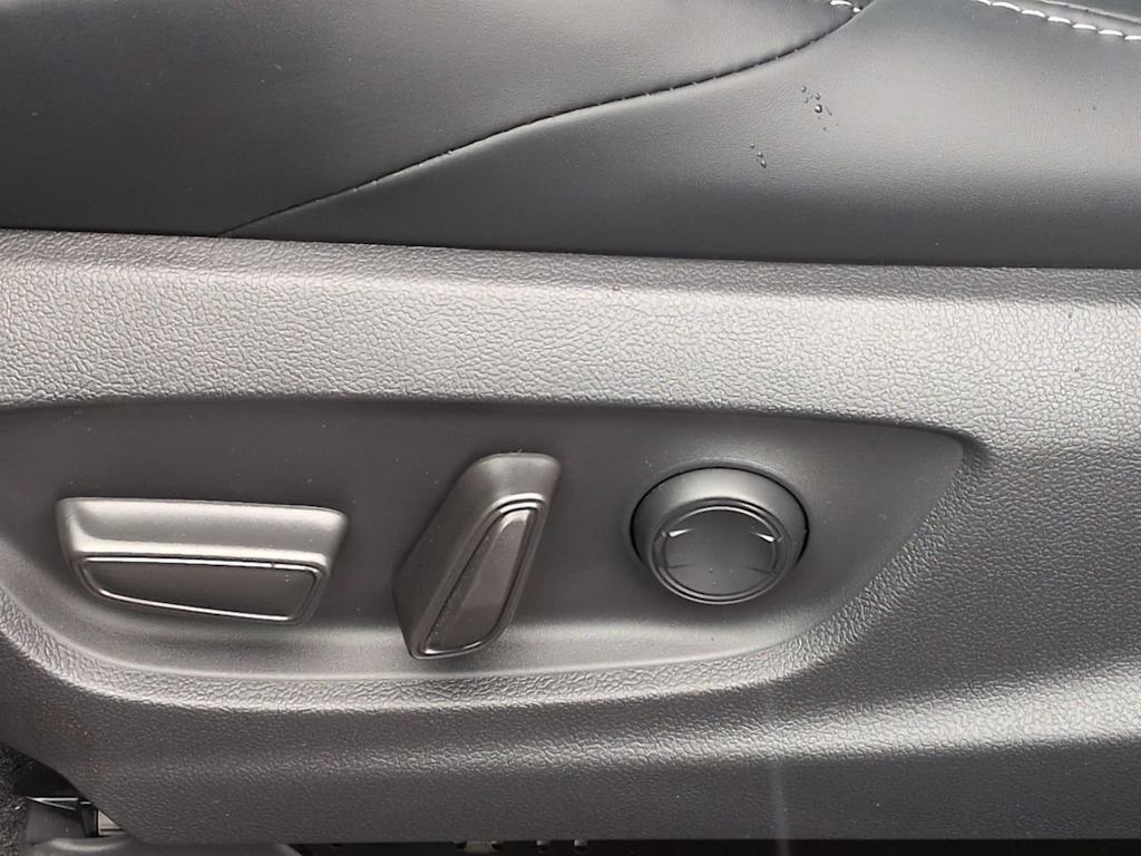 Thumbnail: 2026 Subaru Solterra - 24