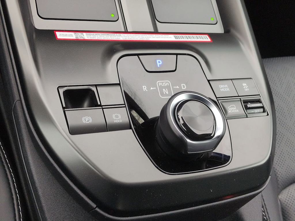 Thumbnail: 2026 Subaru Solterra - 33