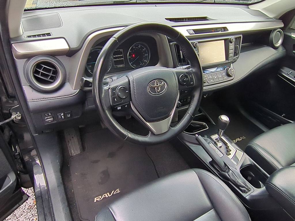 Thumbnail: 2018 Toyota RAV4 - 2