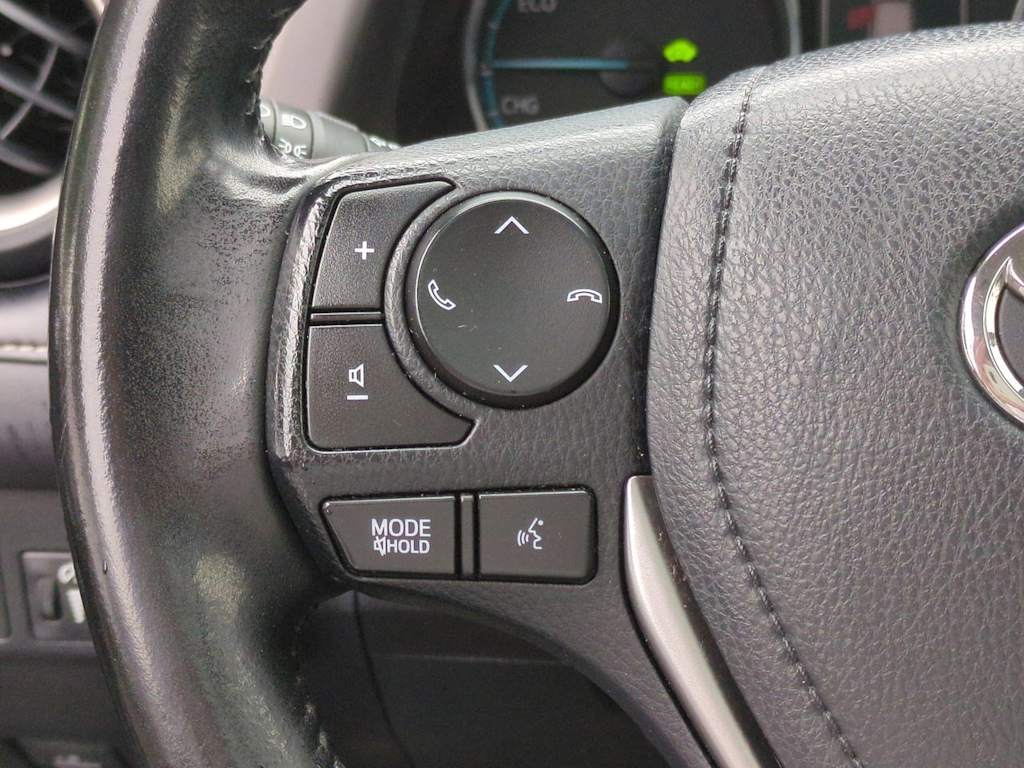 Thumbnail: 2018 Toyota RAV4 - 31