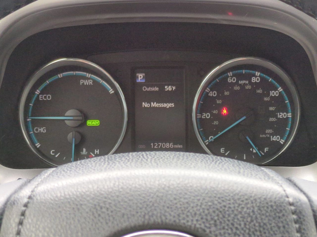 Thumbnail: 2018 Toyota RAV4 - 16