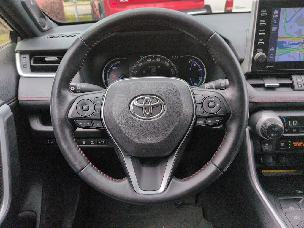 Thumbnail: 2021 Toyota RAV4 - 13