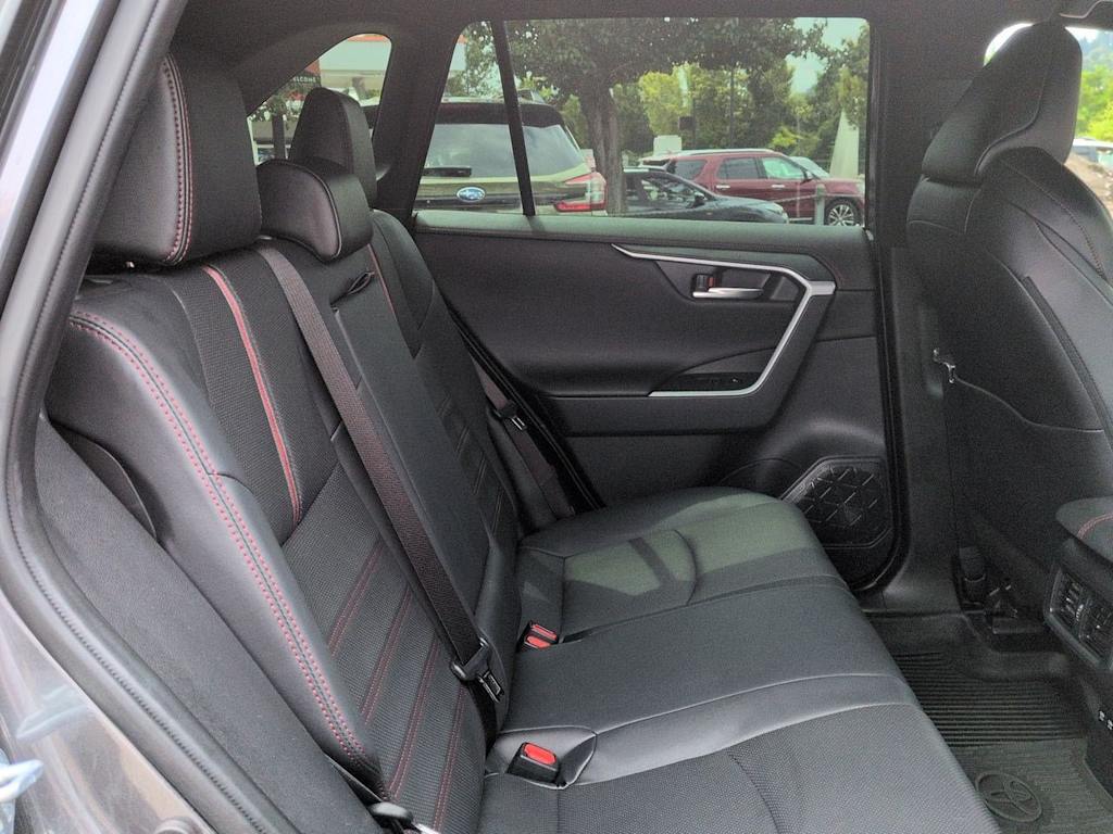 Thumbnail: 2021 Toyota RAV4 - 29