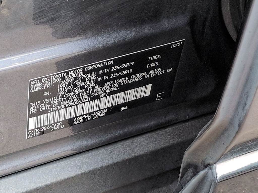 Thumbnail: 2021 Toyota RAV4 - 18