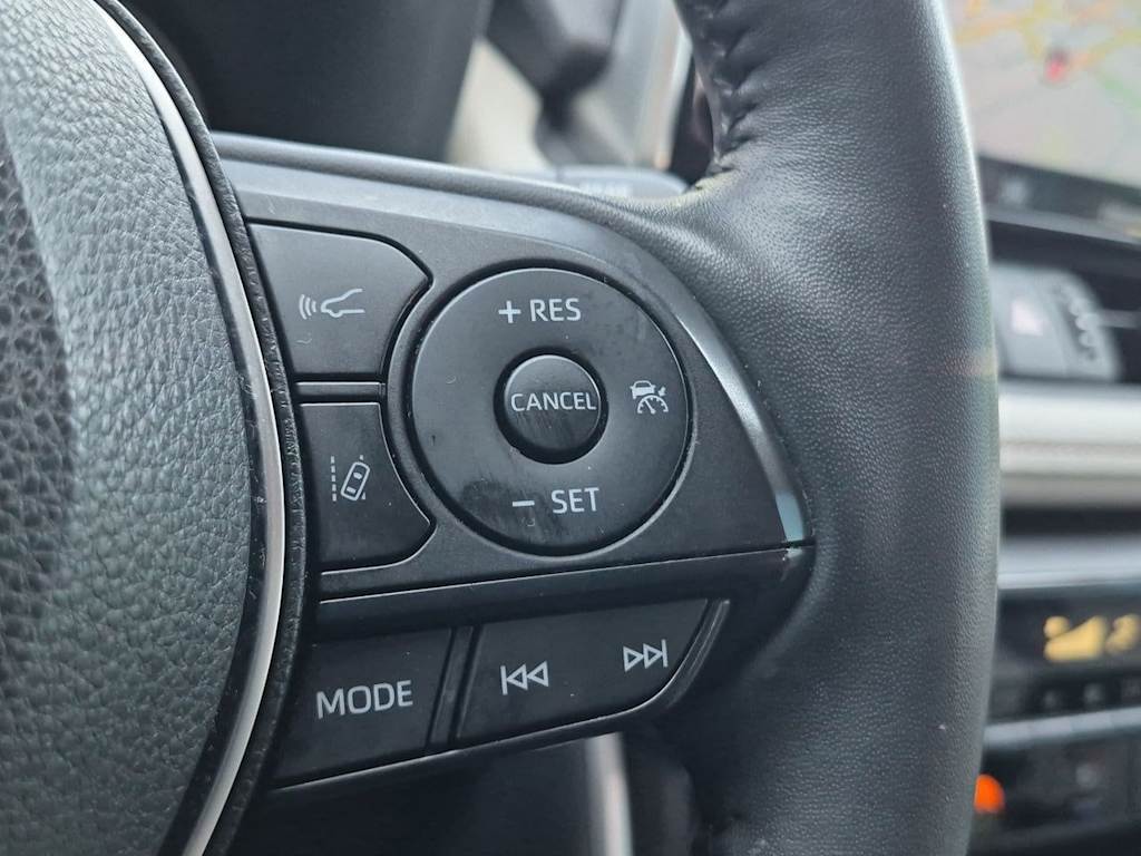 Thumbnail: 2021 Toyota RAV4 - 30