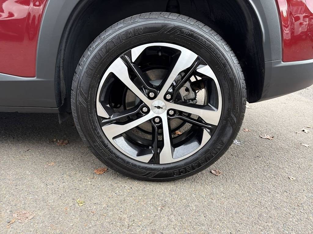 Thumbnail: 2024 Chevrolet Trax - 8