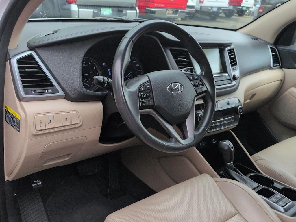 Thumbnail: 2017 Hyundai Tucson - 2