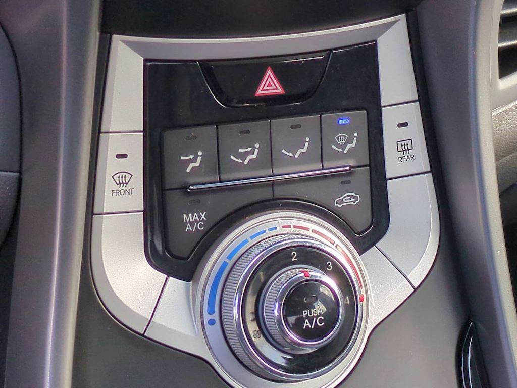 2012 Hyundai Elantra GLS 30