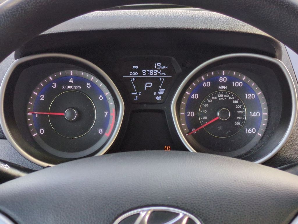 2012 Hyundai Elantra GLS 35