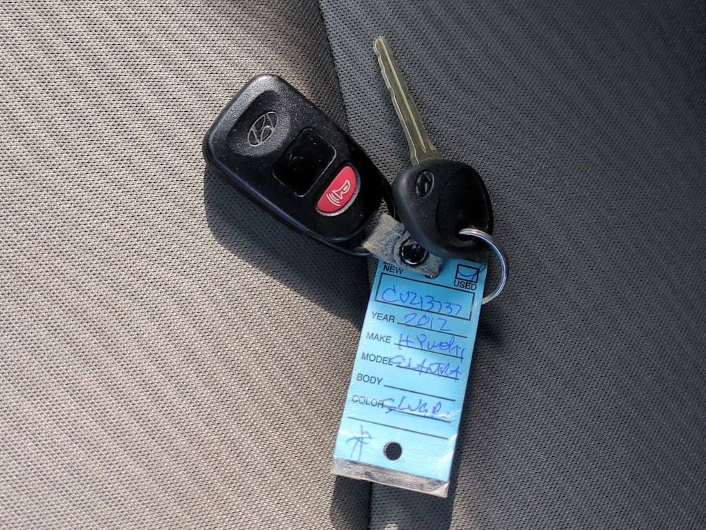 2012 Hyundai Elantra GLS 19