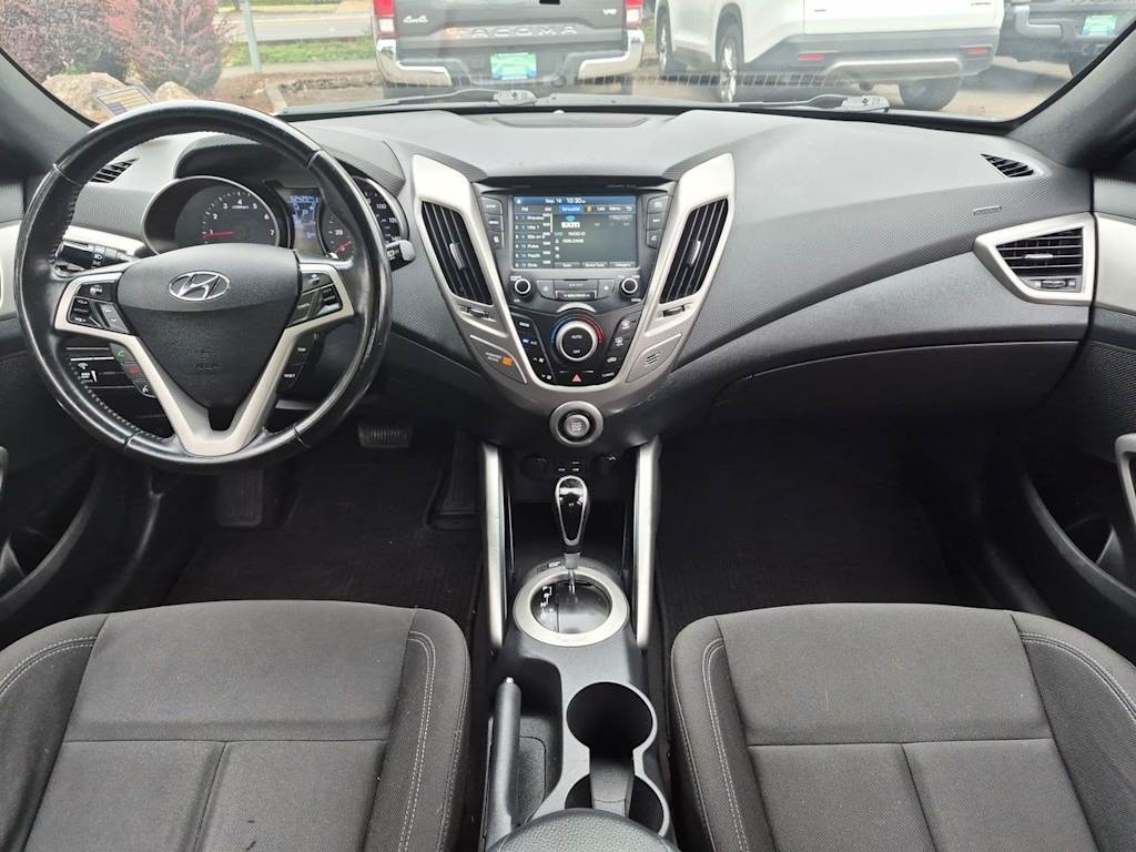 Thumbnail: 2017 Hyundai Veloster - 9