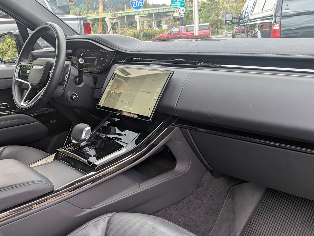 Thumbnail: 2024 Land Rover Range Rover Sport - 7