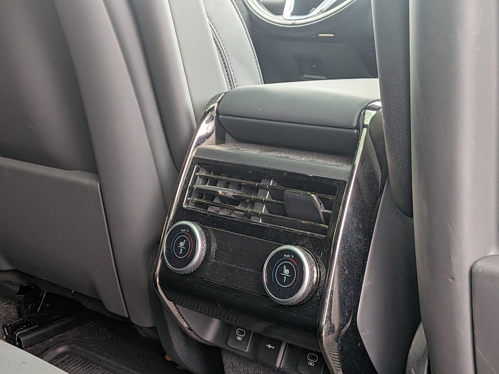 Thumbnail: 2024 Land Rover Range Rover Sport - 21