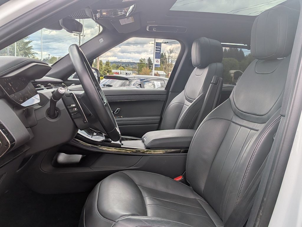 Thumbnail: 2024 Land Rover Range Rover Sport - 8