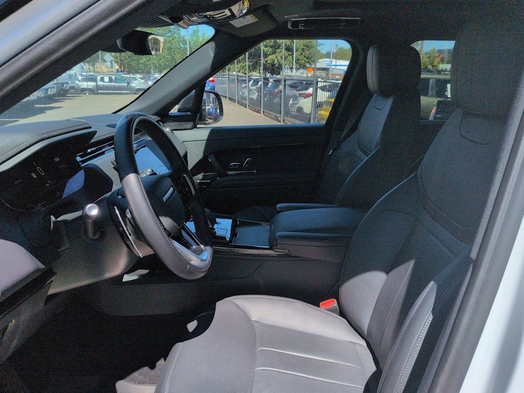 Thumbnail: 2024 Land Rover Range Rover Sport - 10