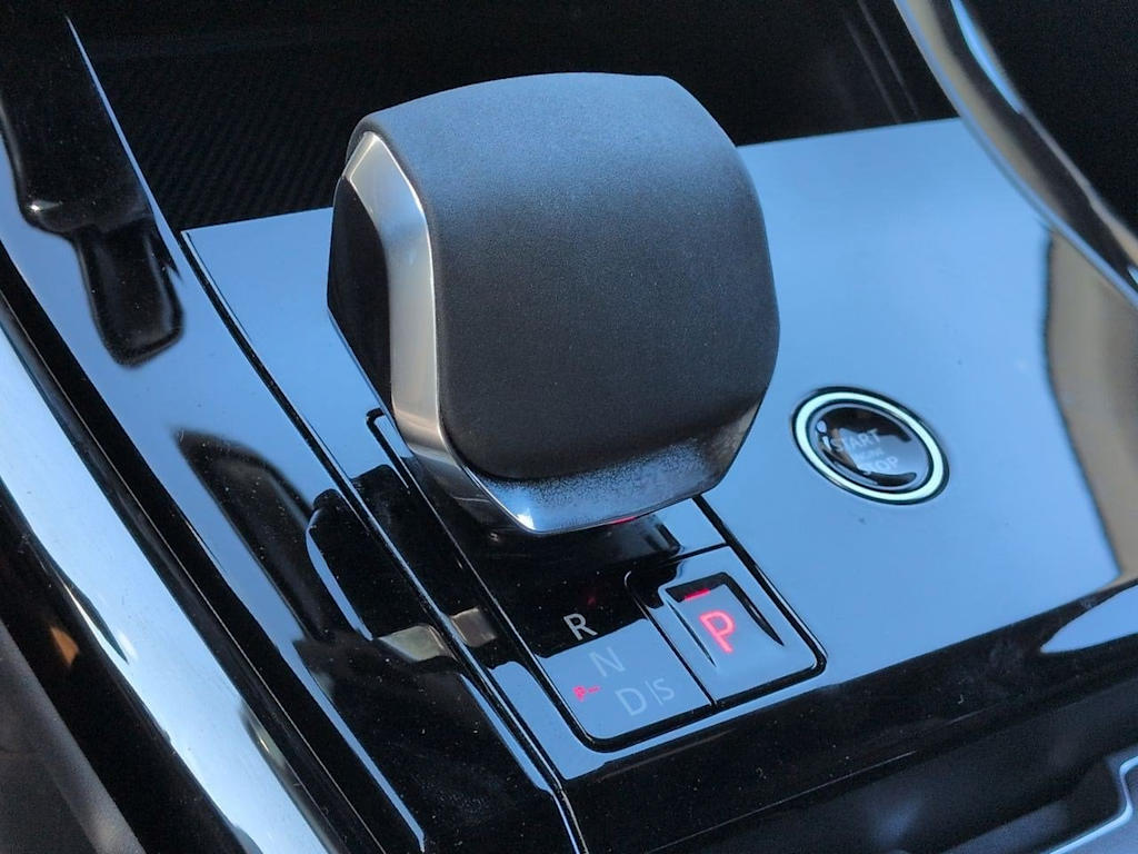Thumbnail: 2024 Land Rover Range Rover Sport - 15